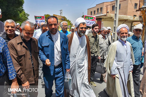 برگزاری خودرویی راهپیمایی روز قدس در نجف‌آباد