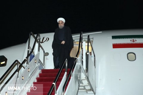 روحانی وارد "دوشنبه" شد