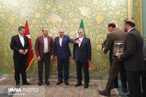 سفر وزیر امور خارجه ترکیه به اصفهان