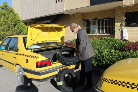 توزیع بسته‌های حمایتی ویژه رانندگان شهرداری شهریار