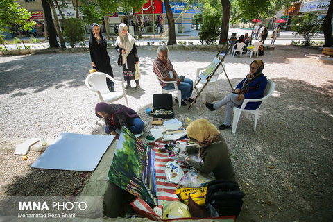 حضور هنرمندان نقاش در چهارباغ