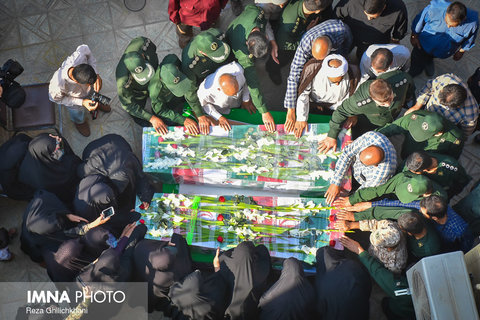 مراسم تشییع شهدای دوران دفاع مقدس در نجف آباد