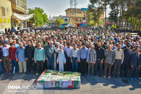 مراسم تشییع شهدای دوران دفاع مقدس در نجف آباد