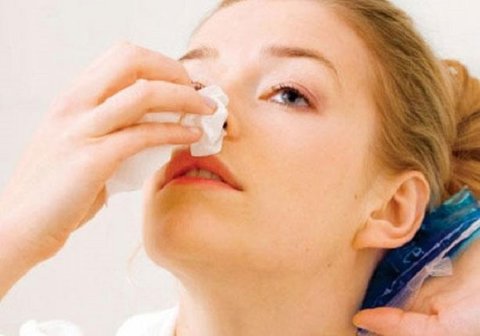 راهکارهای موثر برای رفع خشکی بینی 