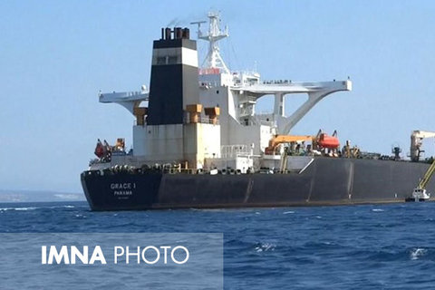 Iranian oil tanker berthed at Venezuela's port ignoring US warnings