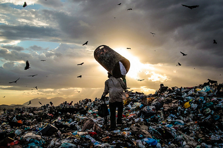 جهان برای مدیریت زباله‌ چه می‌کند؟