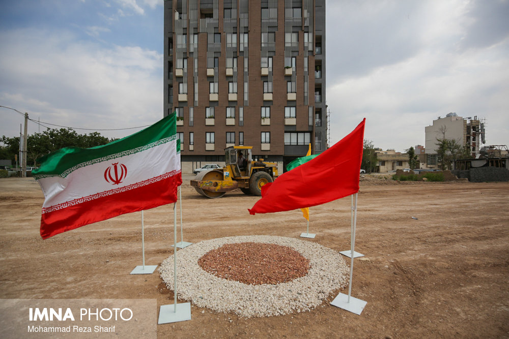 طراحی و احداث مجموعه ورزشی خیابانی شهدای محراب در یزد