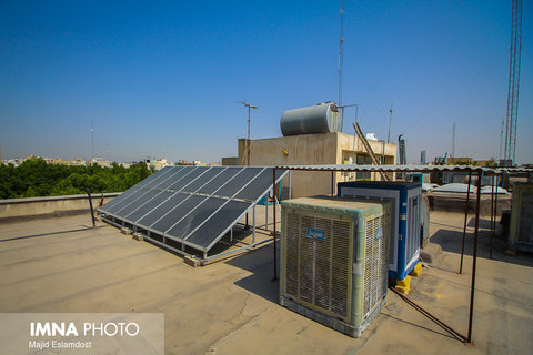الزام صدور پروانه ساختمانی برای نصب پنل خورشیدی در بام خانه‌های اصفهان