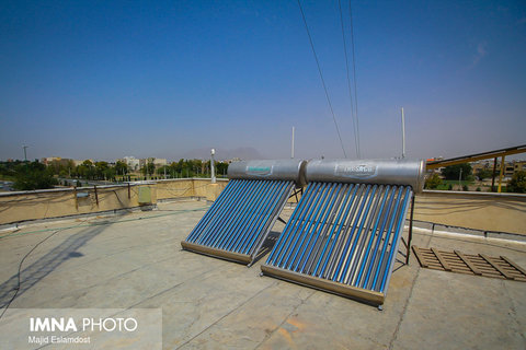 پنل های خورشیدی
