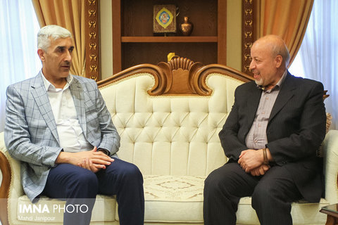 رضایی: اصفهان زیرساخت های زیادی برای کمک به عراق دارد