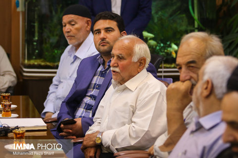 ملاقات مردمی شهردار اصفهان با شهروندان منطقه ۹