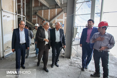 بازدید شهردار اصفهان از پروژه سالن اجلاس