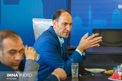 پیام تسلیت رئیس شورای شهر اصفهان درپی درگذشت سید علی نکویی