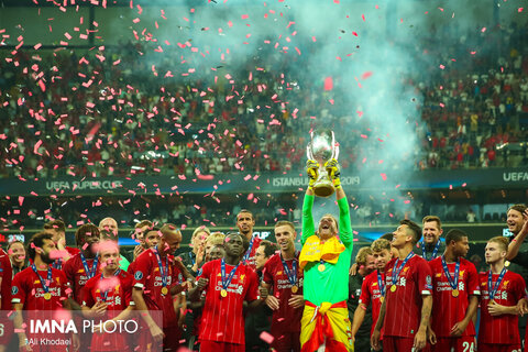 جشن قهرمانی تیم فوتبال لیورپول درسوپر جام اروپا