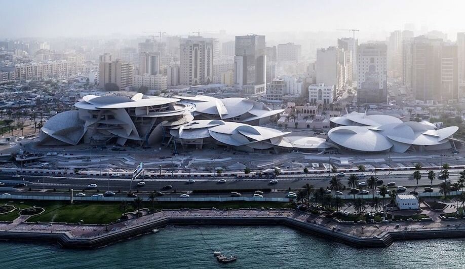 خودنمایی رُز قطری در خلیج فارس