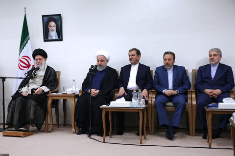 رئیس جمهوری و اعضای هیئت دولت با رهبر انقلاب اسلامی دیدار کردند