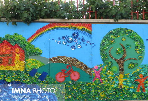  اجرای بیش از سه هزار متر دیوارنگاری در گناوه
