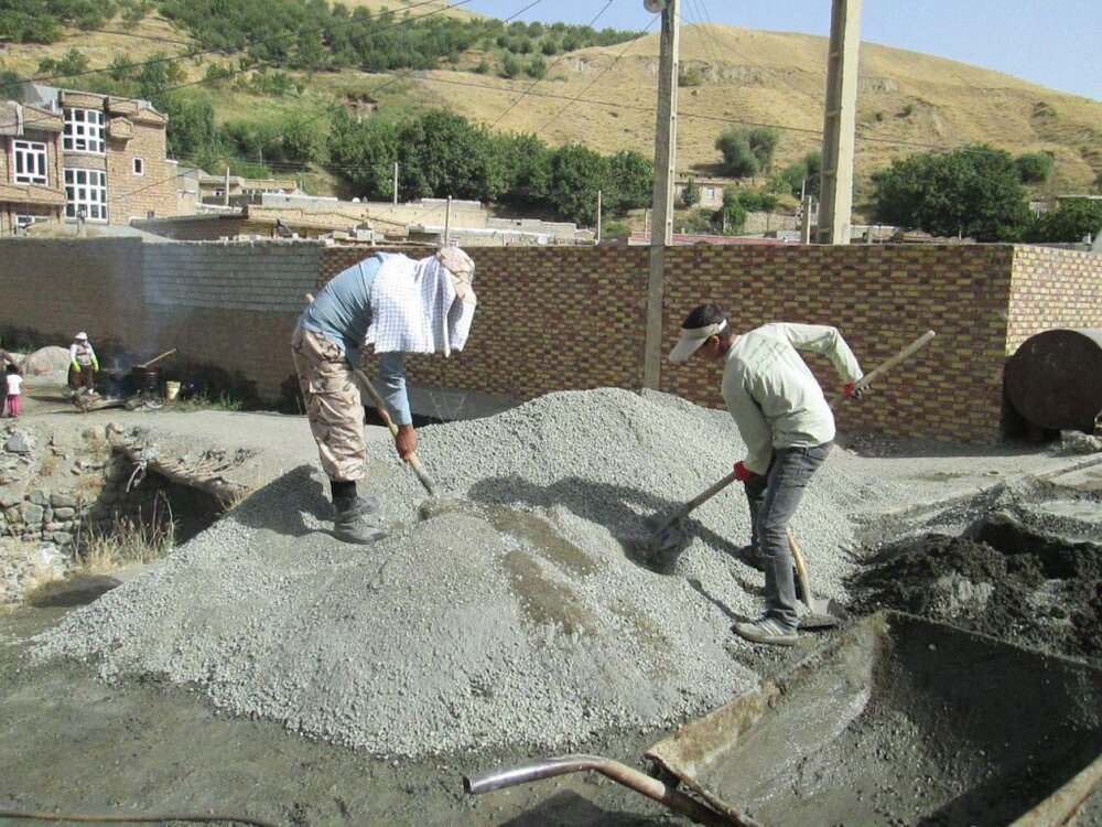 طرح جهادی تاکسیرانی مشهد برای مرمت و بازسازی مدارس مناطق محروم