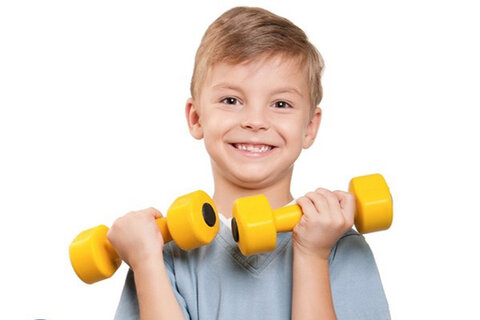 تمرین با وزنه، رشد کودکان را به مخاطره نمی‌اندازد