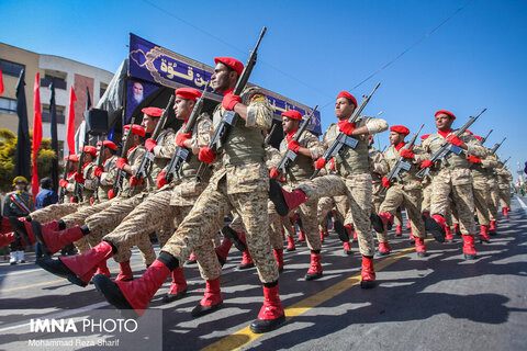 Iran’s Armed Forces stage parades to mark Sacred Defense Week
