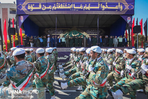 Iran’s Armed Forces stage parades to mark Sacred Defense Week
