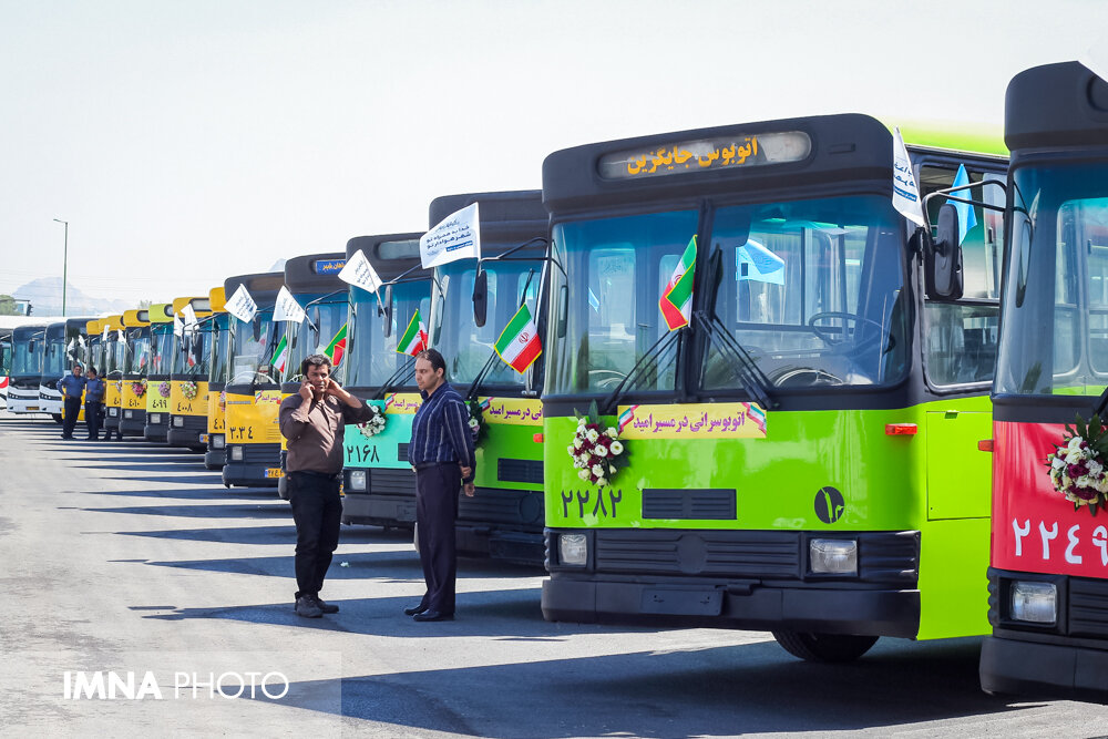 سرویس‌دهی۱۹۰۰ اتوبوس به زائران اربعین اصفهان