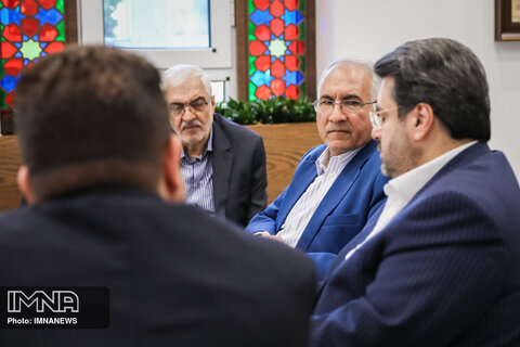 دیدار رییس اتاق بازرگانی با شهردار اصفهان 