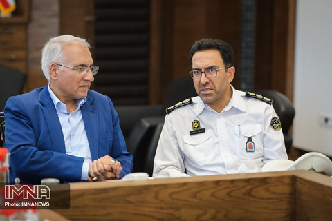 دیدار رییس پلیس راهور با شهردار اصفهان