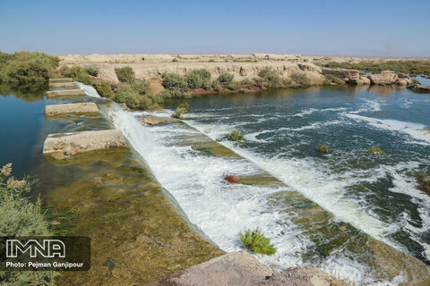 آب بند شانزده ده در روستای فارفان