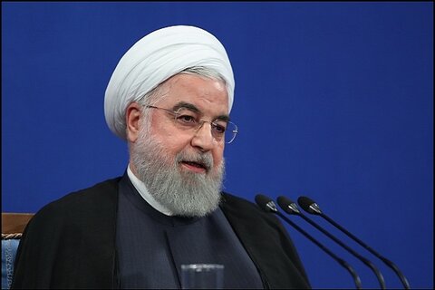 روحانی: برخی از صادرکنندگان ۲۰ میلیارد یورو از ارز خود را برنگردانده‌اند