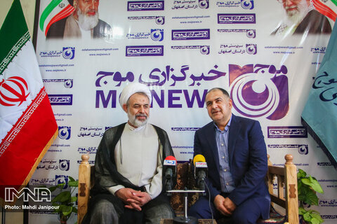 بازدید معاون وزیر ارشاد از مجتمع مطبوعاتی اصفهان