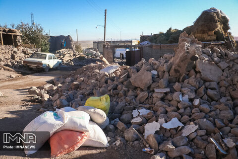 آخرین وضعیت مناطق زلزله زده سمیرم/ ۷ تیم ارزیابی و امدادی به منطقه اعزام شد