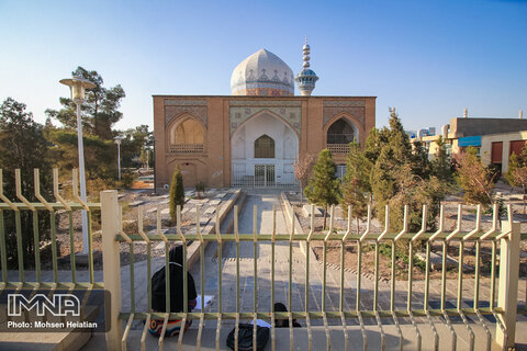 خط پر رنگ اصفهان