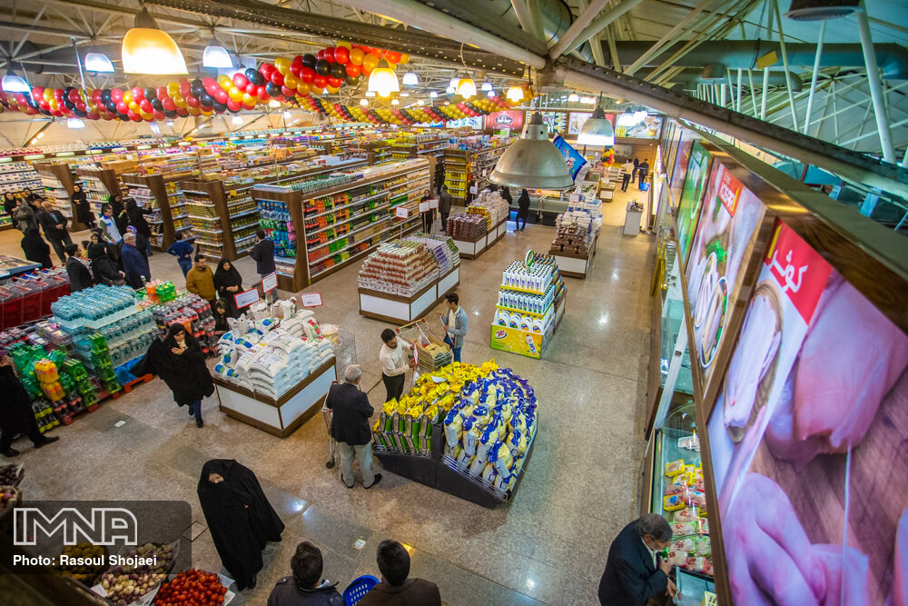 عرضه کالای اساسی در بازارهای کوثر اصفهان تا پایان ماه رمضان