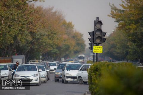 کاهش ۸ تا ۱۲ درجه‌ای دما در استان اصفهان