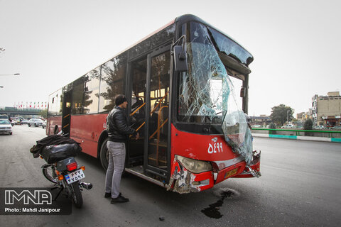 واژگونی دو دستگاه اتوبوس