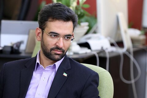وزیر ارتباطات:‌ تحریم مانع دسترسی به «ویز» شده است