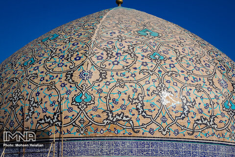 نظر وزیر میراث فرهنگی در خصوص مرمت گنبد مسجد شیخ لطف الله