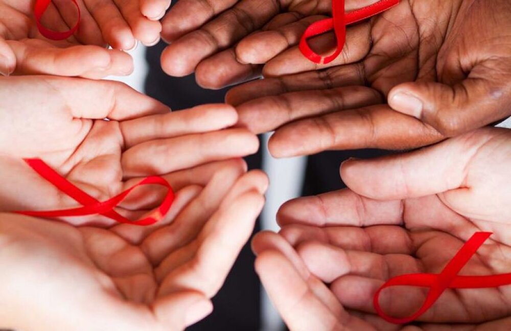 HIV  با ایدز متفاوت است