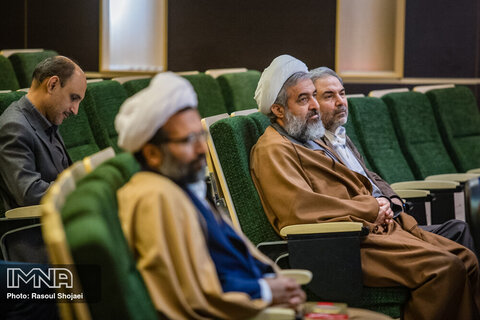 مراسم تجلیل از پژوهشگران برتر دانشگاه اصفهان