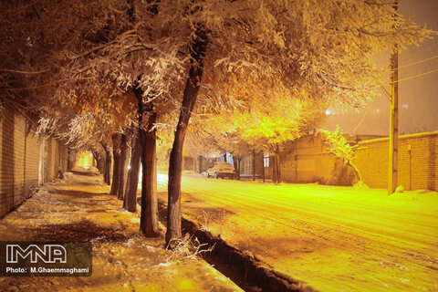 بارش برف و باران در غرب استان اصفهان