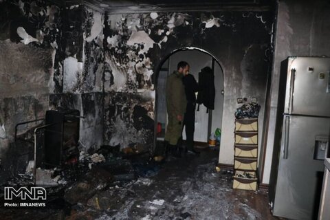 آتش‌سوزی منزل مسکونی در سپاهانشهر+ عکس