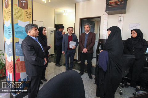 بازدید اعضای شورای اسلامی از مجتمع مطبوعاتی اصفهان