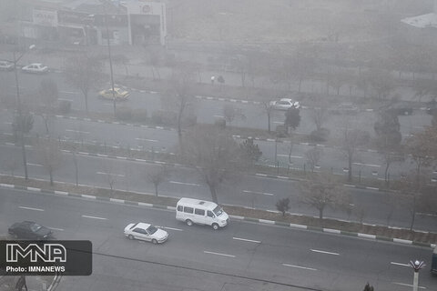 نفس اصفهان برید/ شاخص غلظت آلاینده‌ها در  رودکی به ۳۸۶ رسید+ عکس
