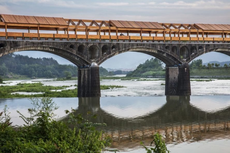 تبدیل پل‌ قدیمی چین به فضای عمومی
