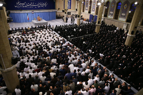 هزاران نفر از پرستاران با رهبر معظم انقلاب اسلامی دیدار کردند