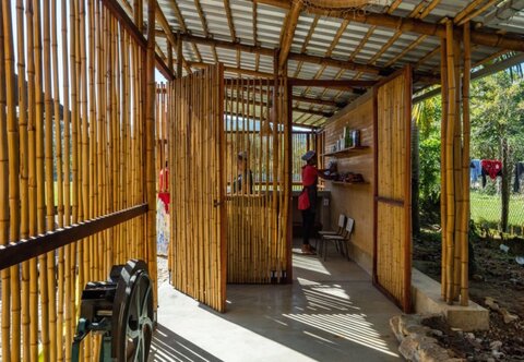 احداث مرکز اجتماعی بامبویی 