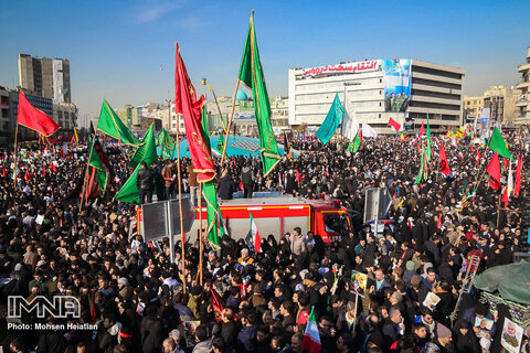 Millions mourners pay homage to Gen. Soleimani