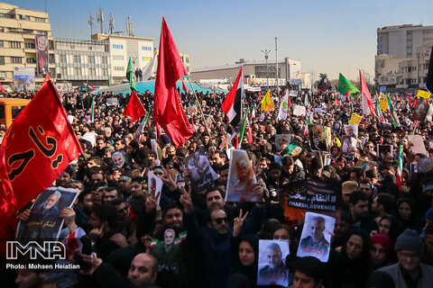 Millions mourners pay homage to Gen. Soleimani