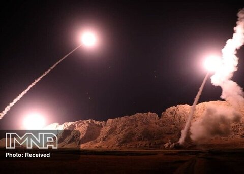 شلیک دهها موشک به پایگاه آمریکایی عین‌الاسد